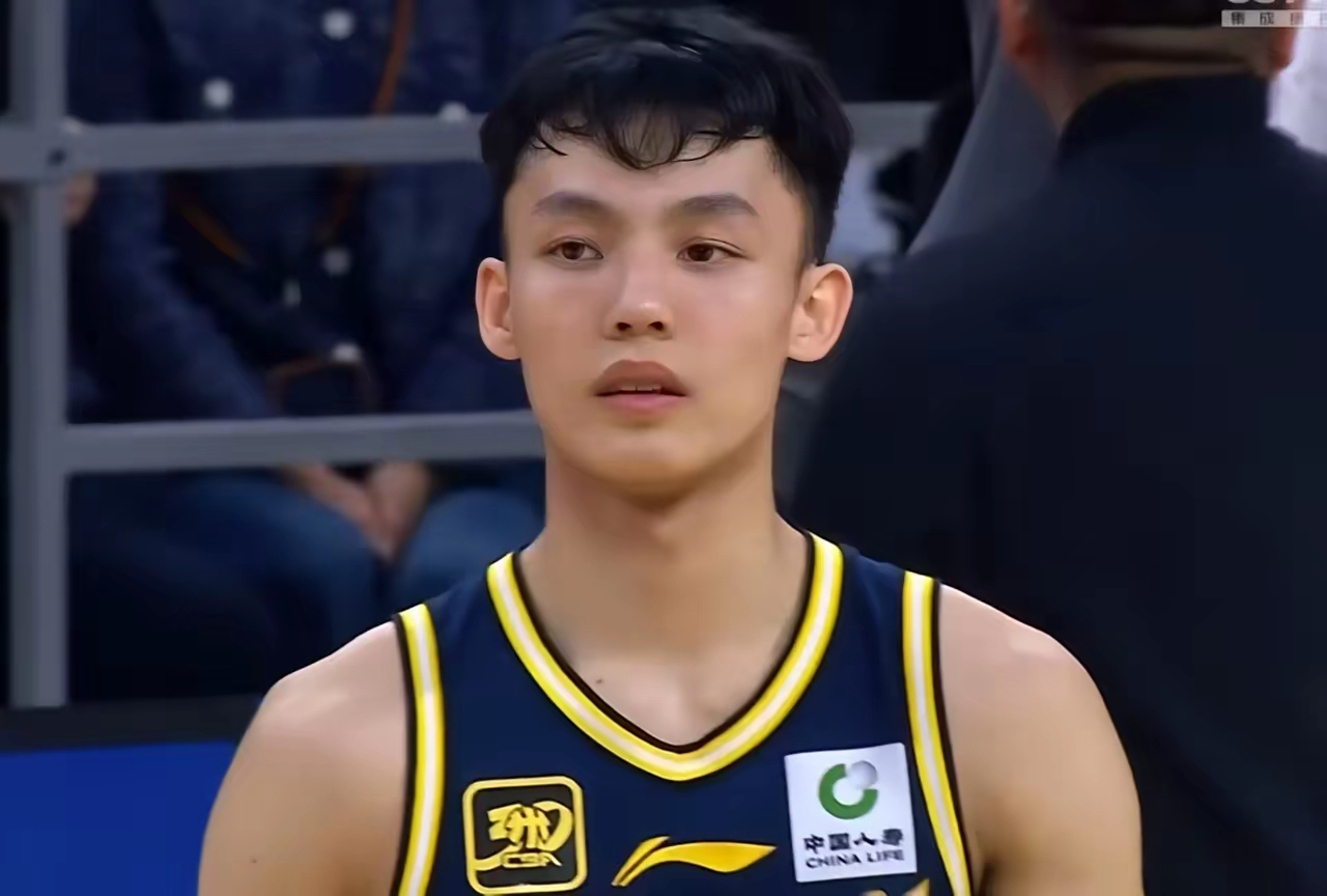 山西队完胜江苏队，字母哥高光表现