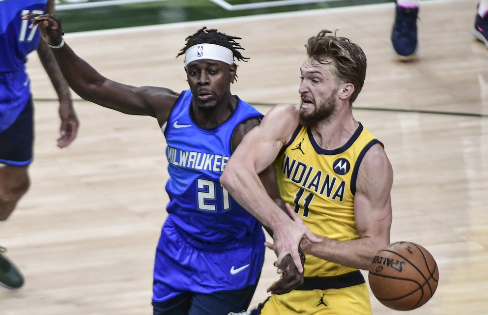 开云体育app-雄鹿力克国王，戈贝尔高光表现