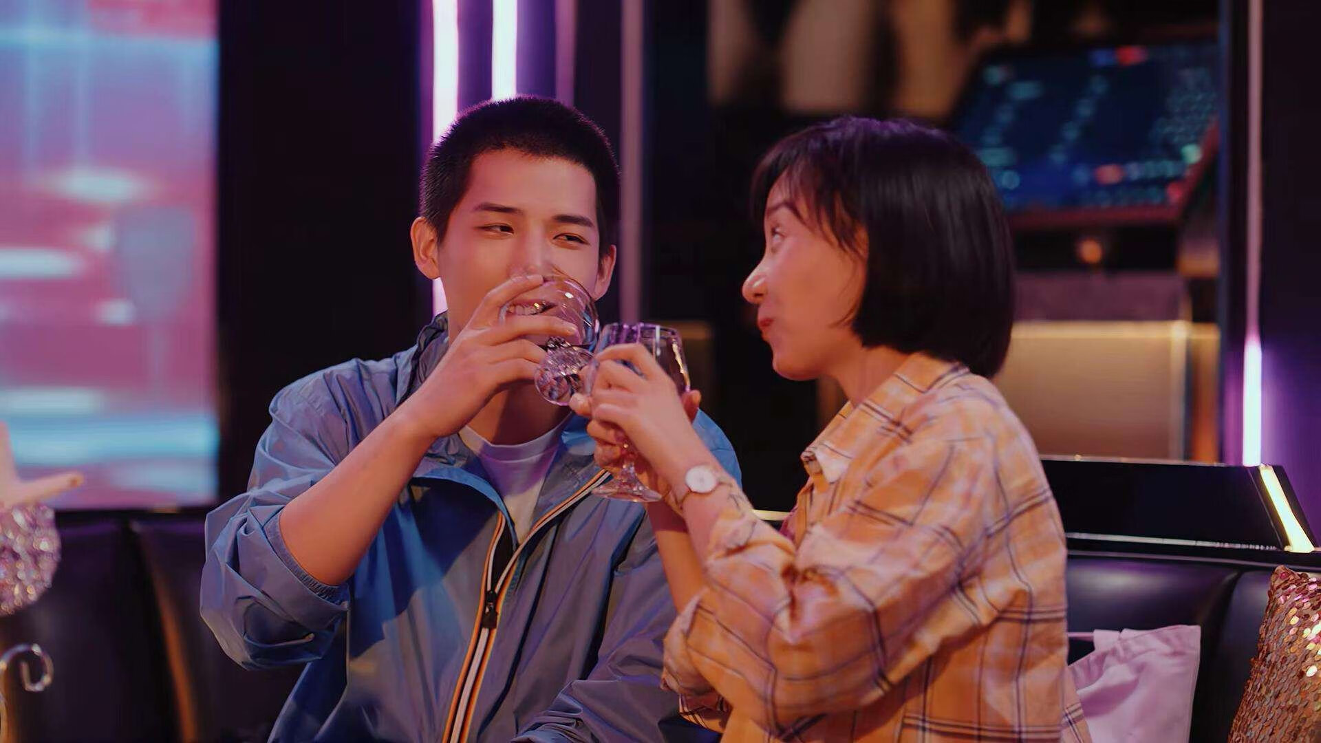 浓眉，魔笛手吹响胜利号角，用魔术的节奏让森林狼迷失在无声的密林中