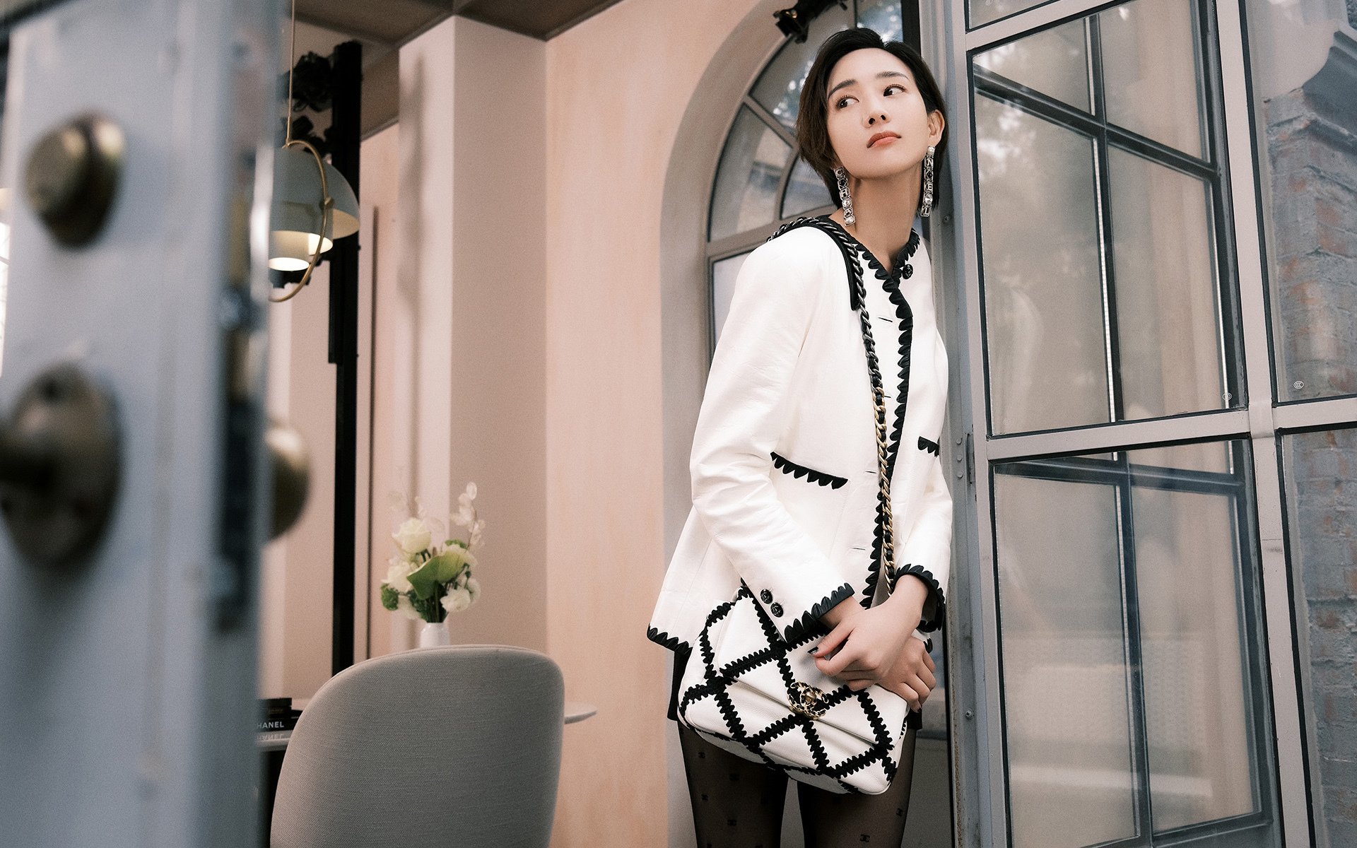 红墙与沙堡,阿劳霍于巴黎决战中接管足球的两种信仰